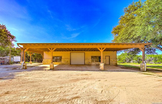 224 ROLLING VIEW DR, Boerne, TX 78006