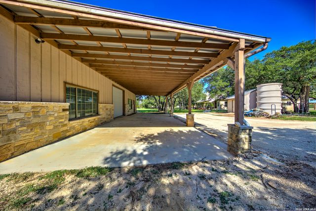 224 ROLLING VIEW DR, Boerne, TX 78006