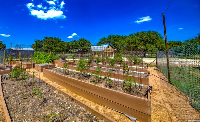 224 ROLLING VIEW DR, Boerne, TX 78006