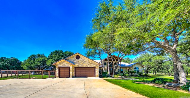 224 ROLLING VIEW DR, Boerne, TX 78006