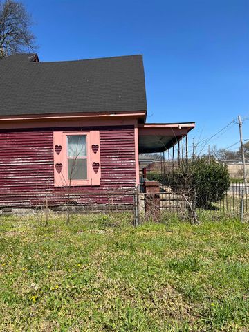 1211 SYLVAN ST, Memphis, TN 38107