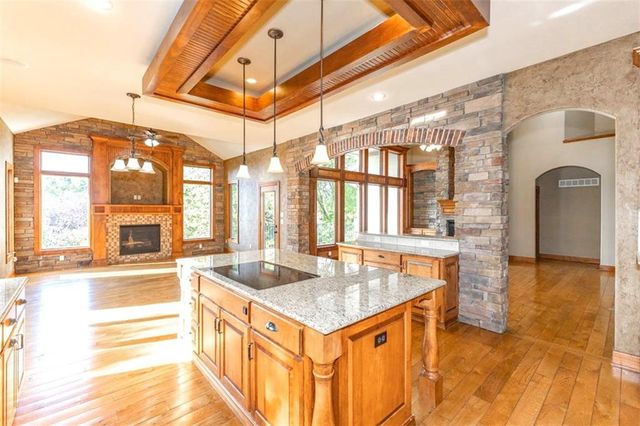 26650 W 100th Place, Olathe, KS 66061