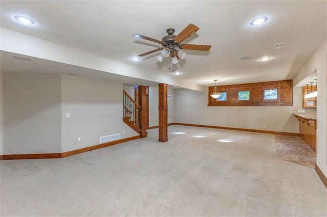 26650 W 100th Place, Olathe, KS 66061