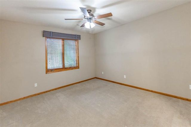 26650 W 100th Place, Olathe, KS 66061