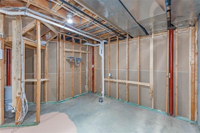 26650 W 100th Place, Olathe, KS 66061