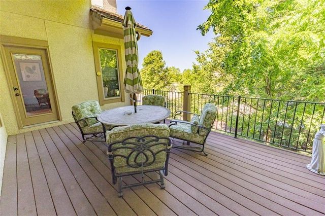 26650 W 100th Place, Olathe, KS 66061