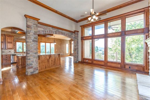 26650 W 100th Place, Olathe, KS 66061