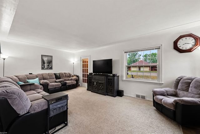 35746 Utica Road, Clinton Twp, MI 48035