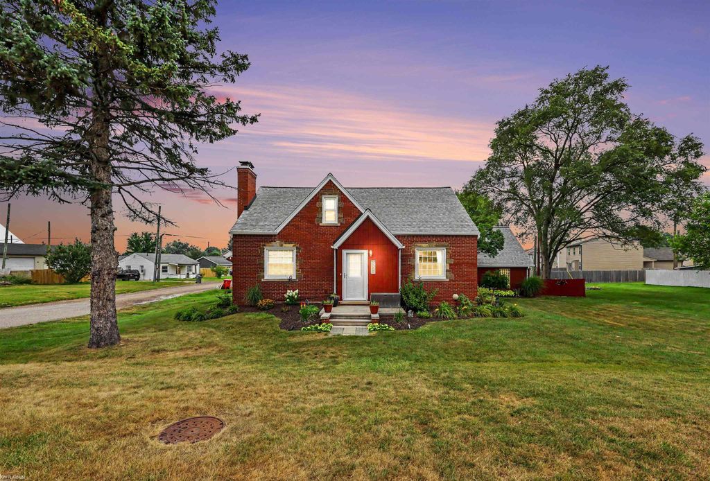 35746 Utica Road, Clinton Twp, MI 48035