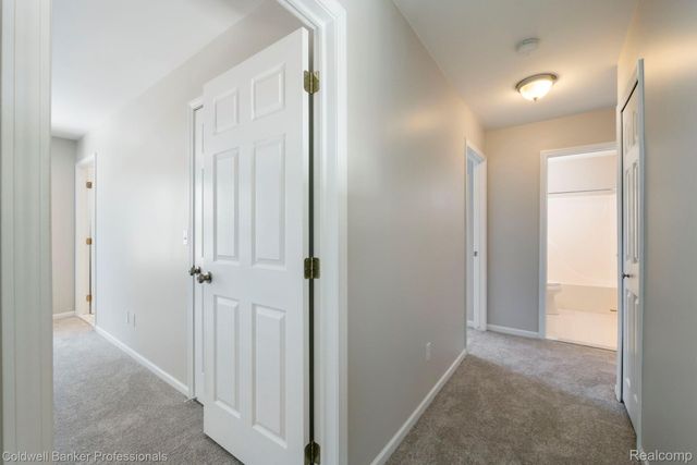 38178 Saratoga Circle, Farmington Hills, MI 48331