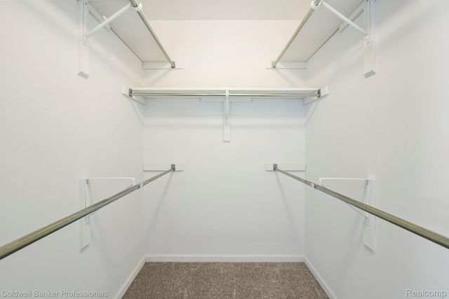 38178 Saratoga Circle, Farmington Hills, MI 48331