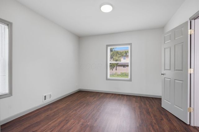 1547 Safford Avenue, Columbus, OH 43223