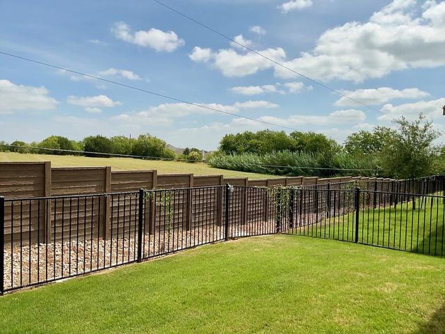 2208 Cornfield DR B, Pflugerville, TX 78660