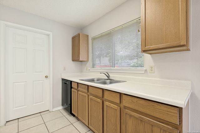 9550 Bare Back Trail, San Antonio, TX 78250