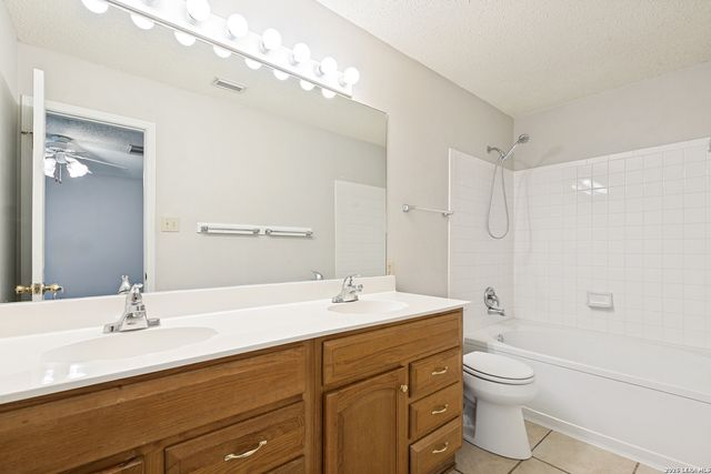 9550 Bare Back Trail, San Antonio, TX 78250