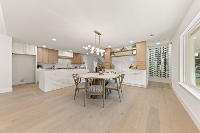 6415 Axton Lane, Dallas, TX 75214