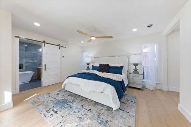 6415 Axton Lane, Dallas, TX 75214