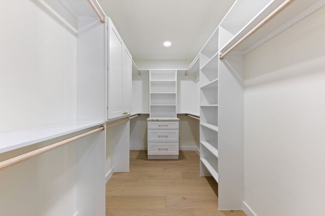 6415 Axton Lane, Dallas, TX 75214