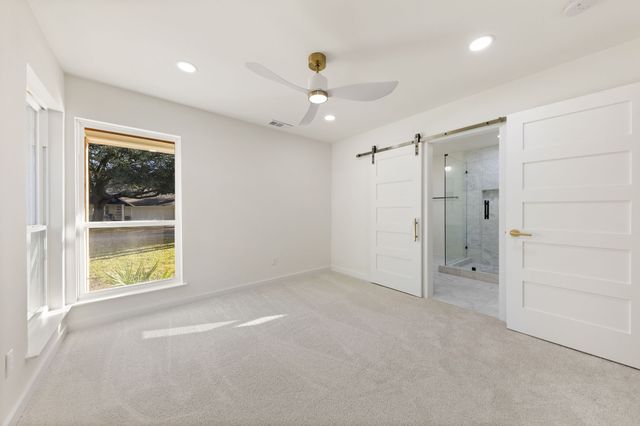 6415 Axton Lane, Dallas, TX 75214