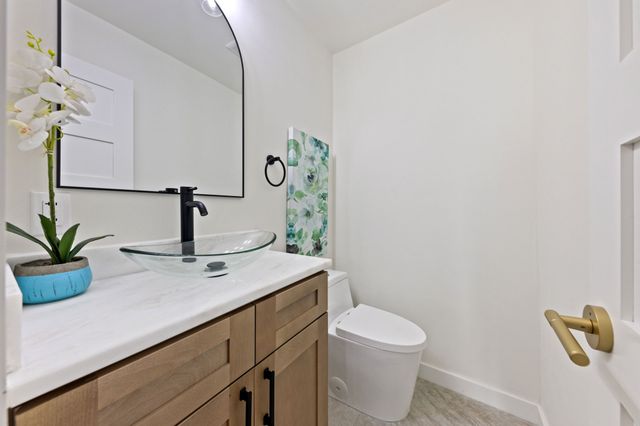 6415 Axton Lane, Dallas, TX 75214