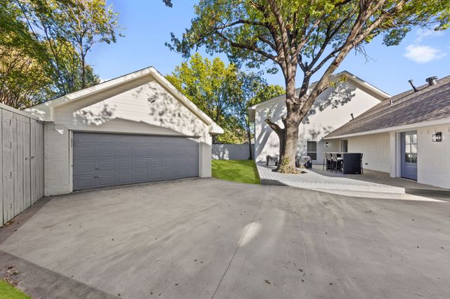 6415 Axton Lane, Dallas, TX 75214