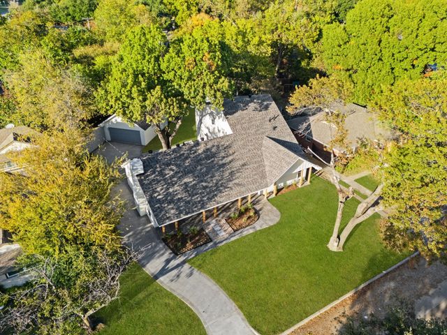 6415 Axton Lane, Dallas, TX 75214