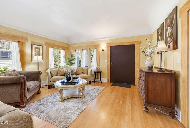 19 Geneva Street, Medford, OR 97504
