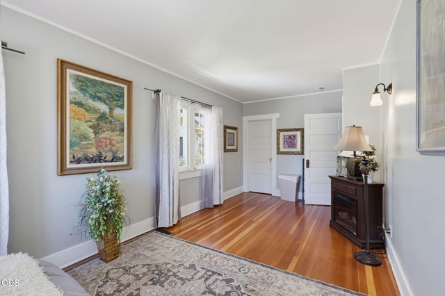 19 Geneva Street, Medford, OR 97504