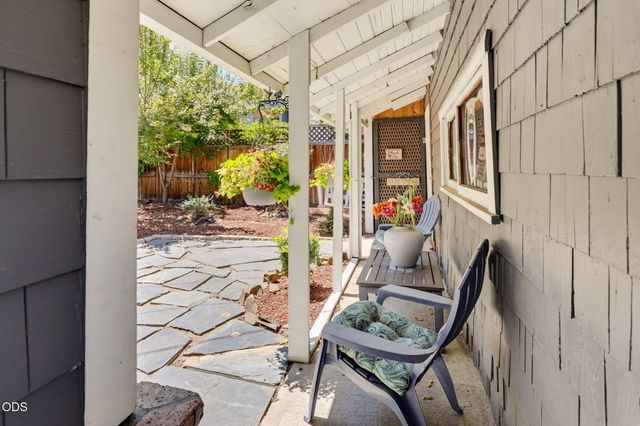 19 Geneva Street, Medford, OR 97504