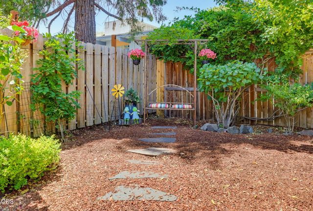 19 Geneva Street, Medford, OR 97504