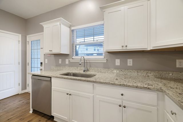 412 Moshe Mualem Pl, La Vergne, TN 37086