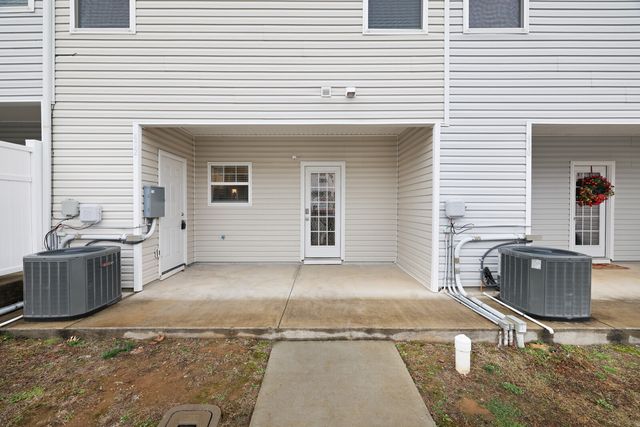 412 Moshe Mualem Pl, La Vergne, TN 37086