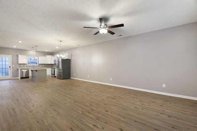 412 Moshe Mualem Pl, La Vergne, TN 37086