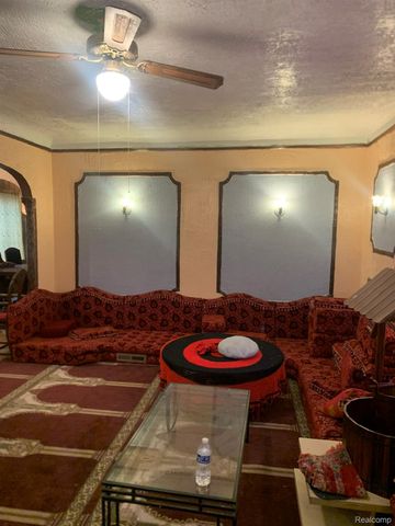 4027 Oliver Street, Detroit, MI 48211