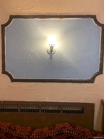 4027 Oliver Street, Detroit, MI 48211