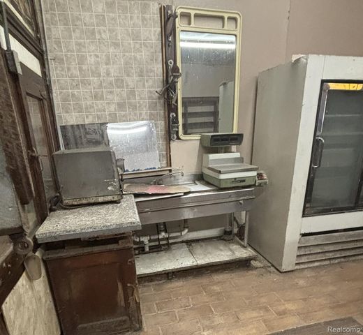 4027 Oliver Street, Detroit, MI 48211