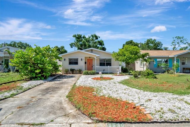 5630 13TH AVENUE N, St Petersburg, FL 33710