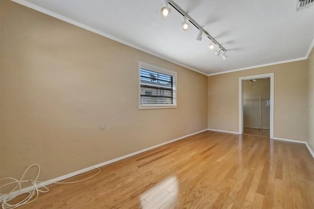 5630 13TH AVENUE N, St Petersburg, FL 33710