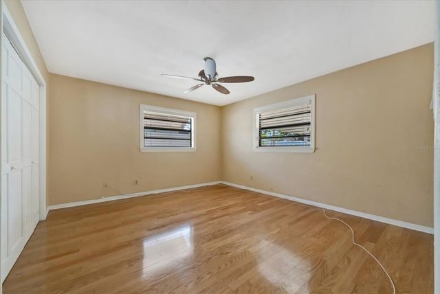 5630 13TH AVENUE N, St Petersburg, FL 33710