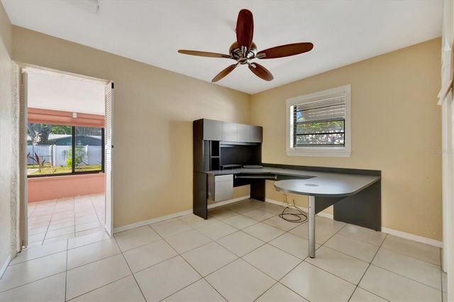 5630 13TH AVENUE N, St Petersburg, FL 33710