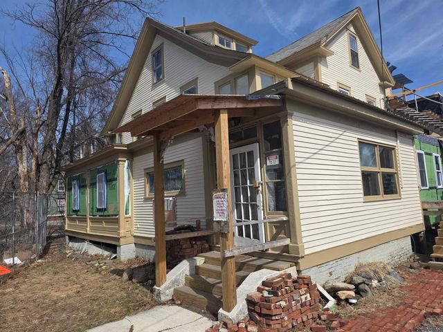 33 Oak Street, Brattleboro, VT 05301