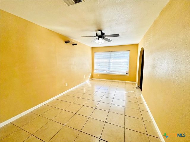 1006 Missouri Avenue, Killeen, TX 76541