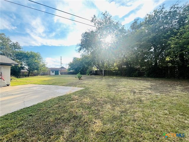 1006 Missouri Avenue, Killeen, TX 76541