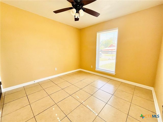 1006 Missouri Avenue, Killeen, TX 76541