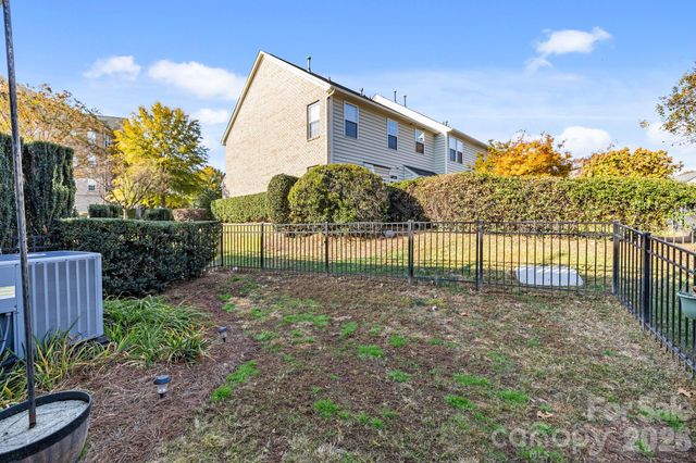 5922 Union Pacific Avenue, Charlotte, NC 28210