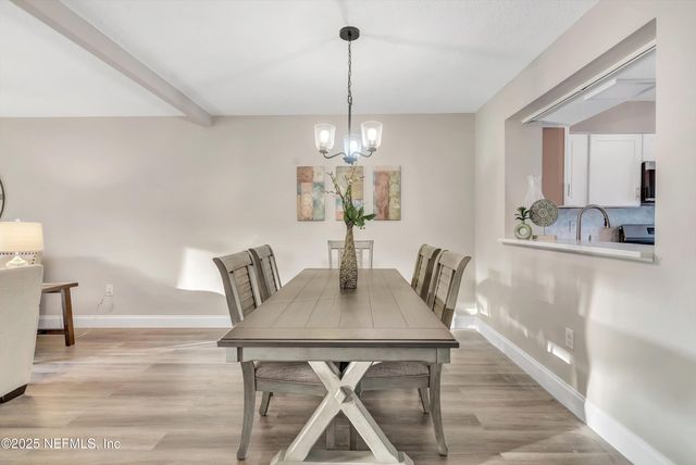 7908 LOS ROBLES Court, 7908, Jacksonville, FL 32256