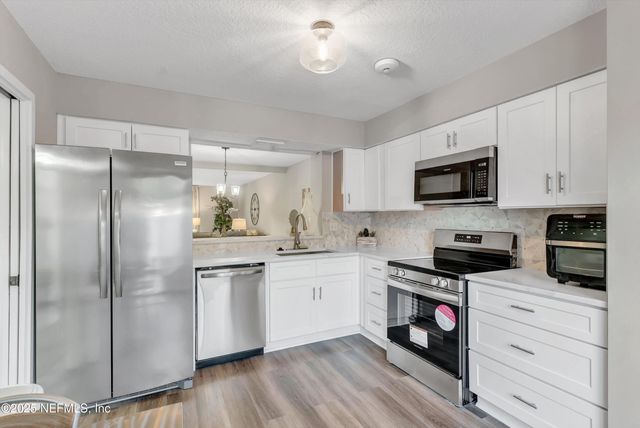 7908 LOS ROBLES Court, 7908, Jacksonville, FL 32256