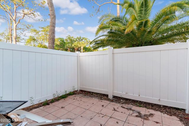 7908 LOS ROBLES Court, 7908, Jacksonville, FL 32256