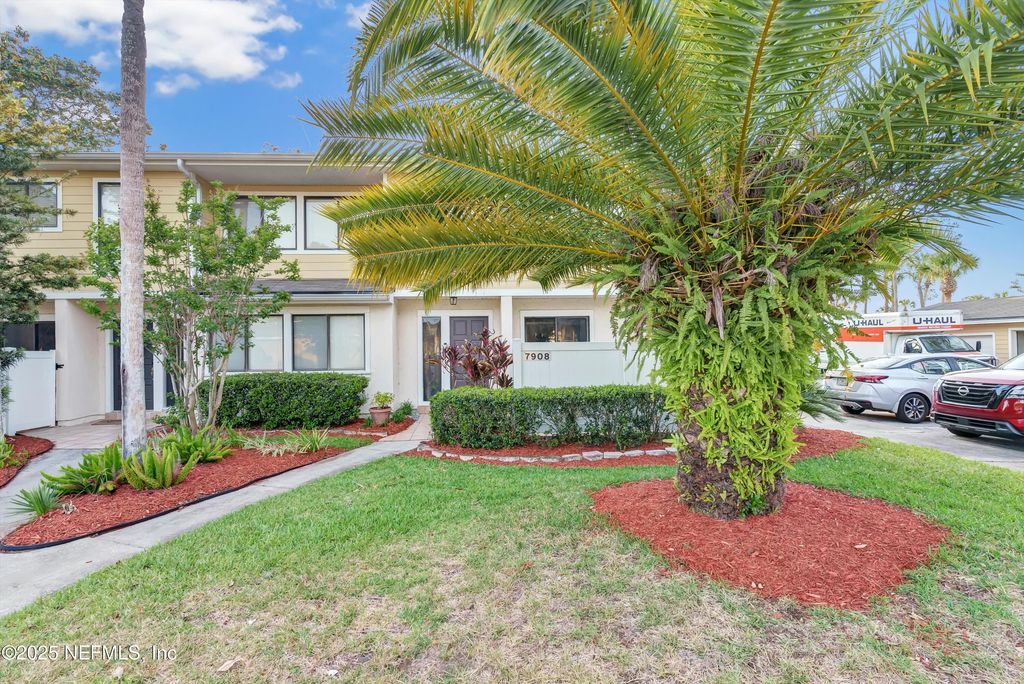 7908 LOS ROBLES Court, 7908, Jacksonville, FL 32256
