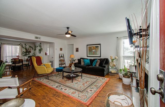 1201 Mcduffie Street 206, Houston, TX 77019